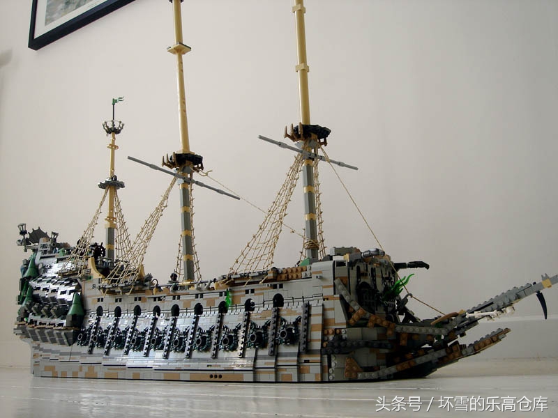 加勒比海盗乐高对比,加勒比海盗和飞跃地平线