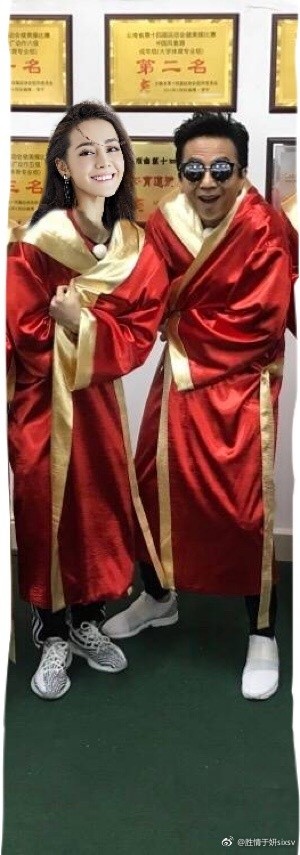 千万别让网上的大神p图,千万别让大神p图否则笑得肚子疼