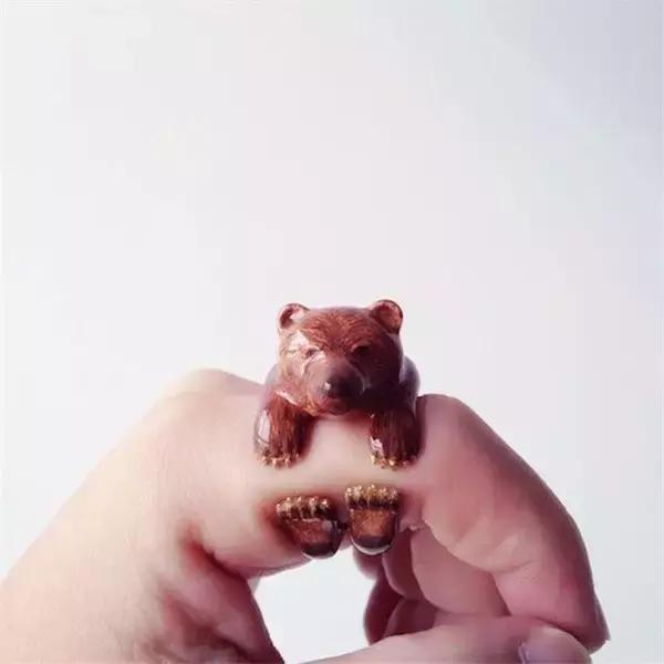 你们这些萌系饰品,还不快到碗里来!