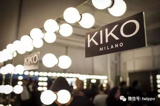 阿玛尼彩妆推荐平价款女,阿玛尼秀场时装