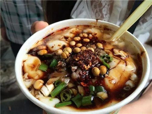 成都宽窄巷子景区特色,成都宽窄巷子有哪些小吃城