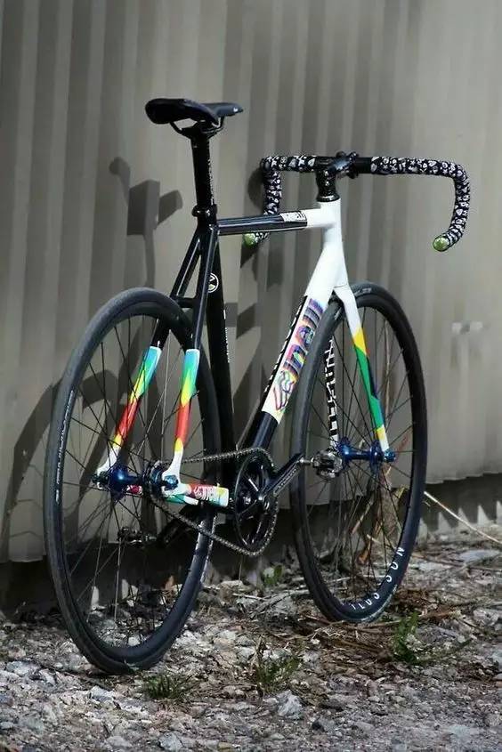 骑过小牛其他车也不想骑了,骑过雅马哈就不想骑其他车了