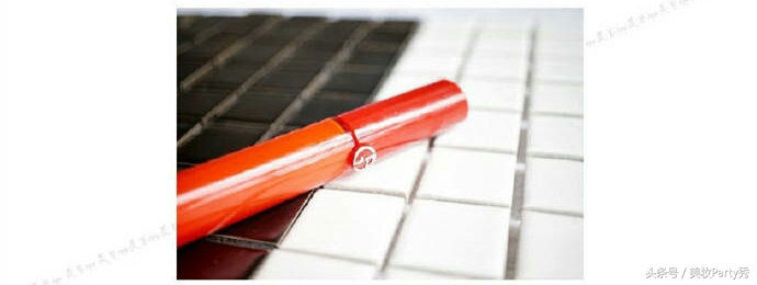 mac口红色号黄皮显白推荐,不脱色不沾杯黄皮显白的口红