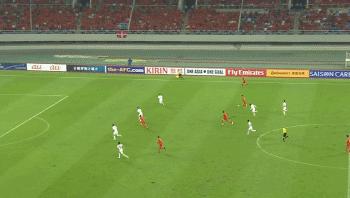 足球无球跑动第一人穆勒,能读懂穆勒跑位的只有穆勒自己