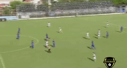 足坛十大逆天倒钩破门,足球十大倒钩进球排行榜