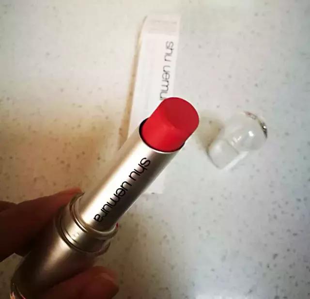 好用的不拔干口红推荐一下,哪个口红是必买的最好用