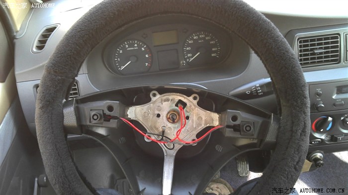 五菱荣光更换喇叭按钮教程,五菱荣光喇叭开关改装