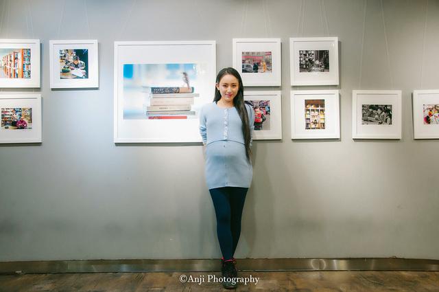 她是足球宝贝、蔡依林特邀舞者，丽水新素颜女神秀街拍魅力