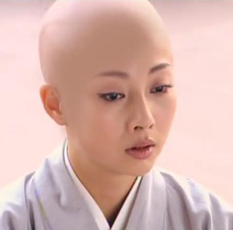 真正剃光头的女星,真剃光头的女明星