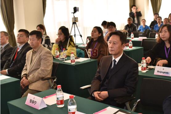 明德医院“乳腺中心”成立，特聘张保宁教授为首席专家！