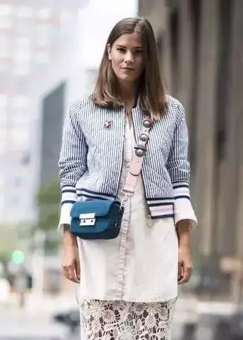 双肩包与斜背包哪种最实用,包包单肩斜挎包包治百病