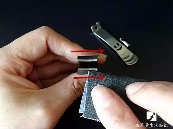 指甲剪成什么样不容易断,指甲很厚很硬剪不动应该怎么处理