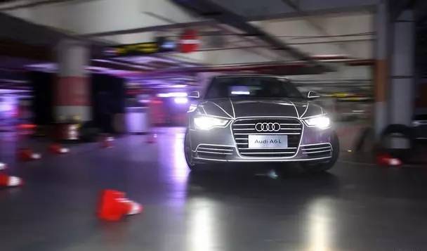 怎样平稳停入停车位,三种常见停车位的停车方法2019