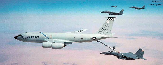 强悍战轰之路：F-15E“泥地老母鸡”的30年