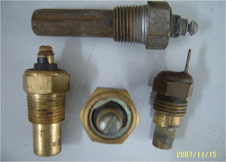 长安汽车仪表指示灯大全,丰田凯美瑞汽车仪表指示灯大全