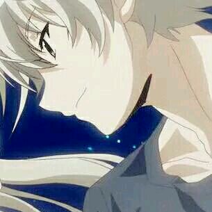 不明显的情侣头像动漫图自取,无水印情侣头像甜蜜双人图文