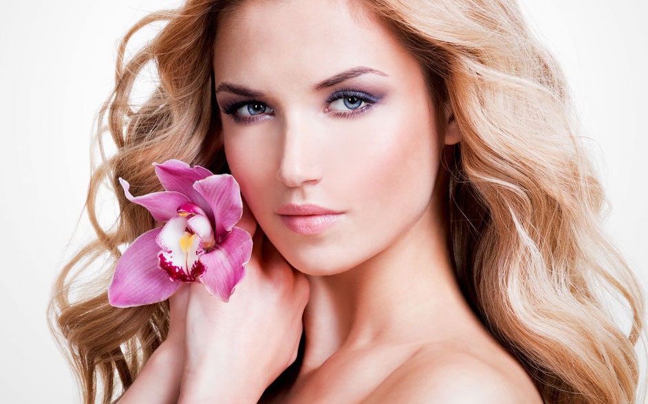 裸唇妆必备唇膏,打造妆容