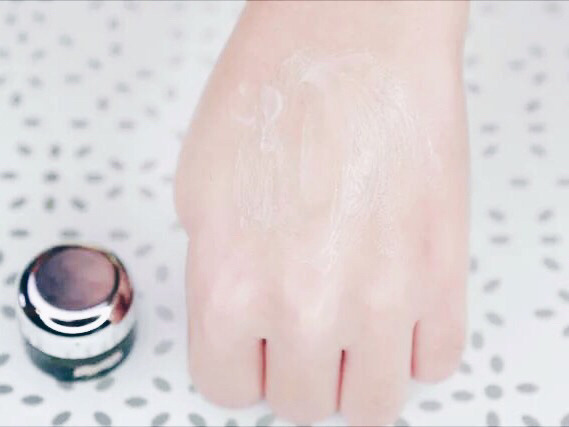 吃土的眼霜推荐,吃土也要买的眼霜雅诗兰黛文案