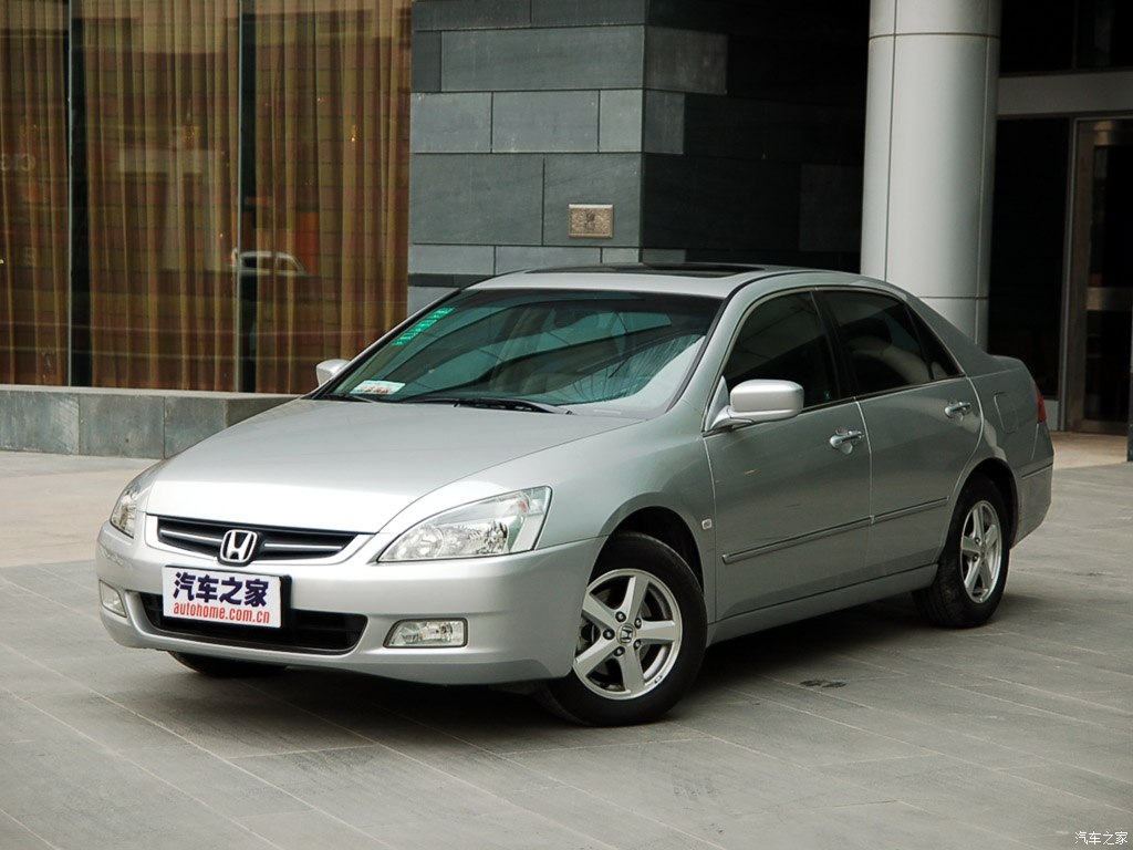 思域和本田雅阁哪个耐用,雅阁全球公认最耐开耐用车