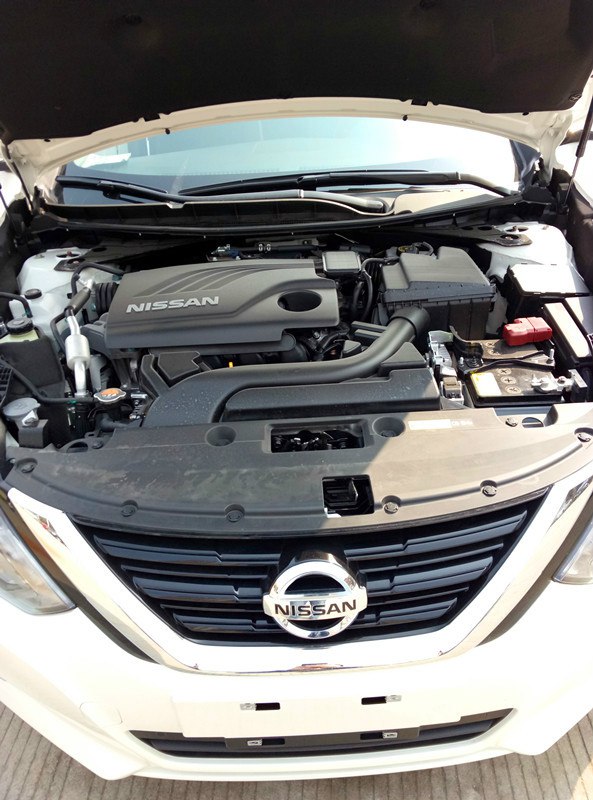 新天籁2.0时尚版,新天籁2.0悦享版