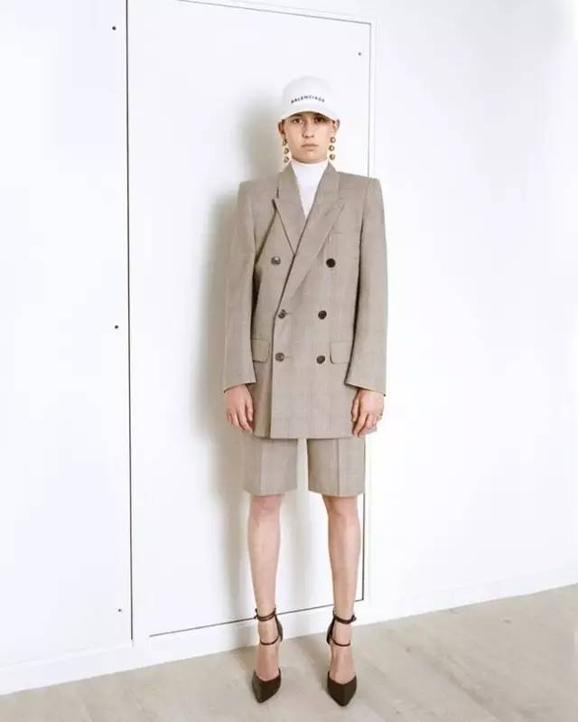 十大必买经典时尚单品,时尚必买的30种单品