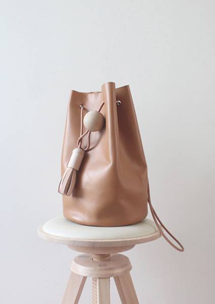 超便宜双肩包,又便宜又大空间实用的双肩包