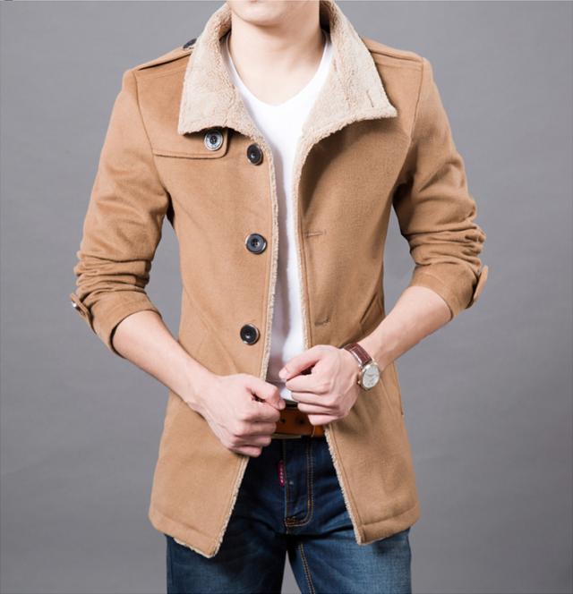 大衣怎么搭配不显成熟,大衣如何搭配出休闲感