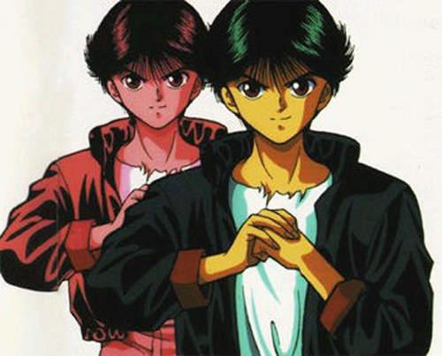 头发放下来和扎起来哪个更显年轻,头发放下来感觉帅多了