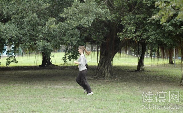 怎么让自己跑步不累,疲惫的时候可以跑步吗