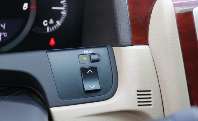 红旗盛世高档汽车,2016款一汽红旗盛世手动挡