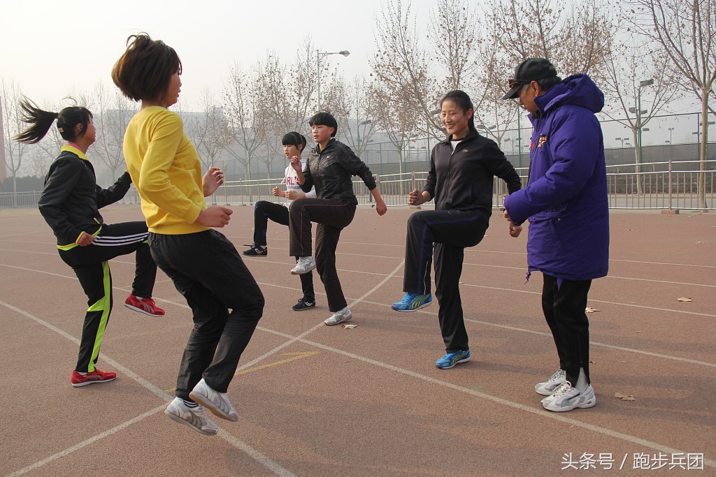 青少年田径跑步训练方法,青少年中长跑更应该培养什么