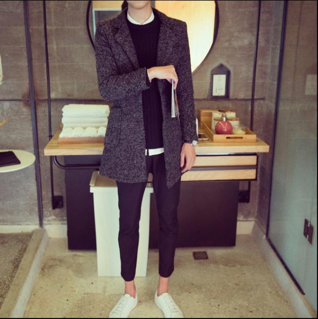 大衣怎么搭配不显成熟,大衣如何搭配出休闲感