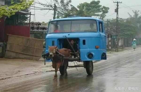 逗人开心的恶搞动画段子,那些把车辆改造后的奇葩搞笑视频