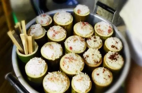 西双版纳旅游好吃的,西双版纳旅游好吃的水果