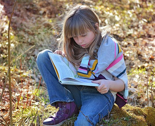 恶心干呕呕吐,老是恶心干呕呕吐是怎么回事