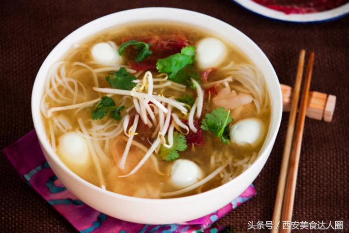 米线的汤料配方大全家常做法,酸辣米线的家常做法大全