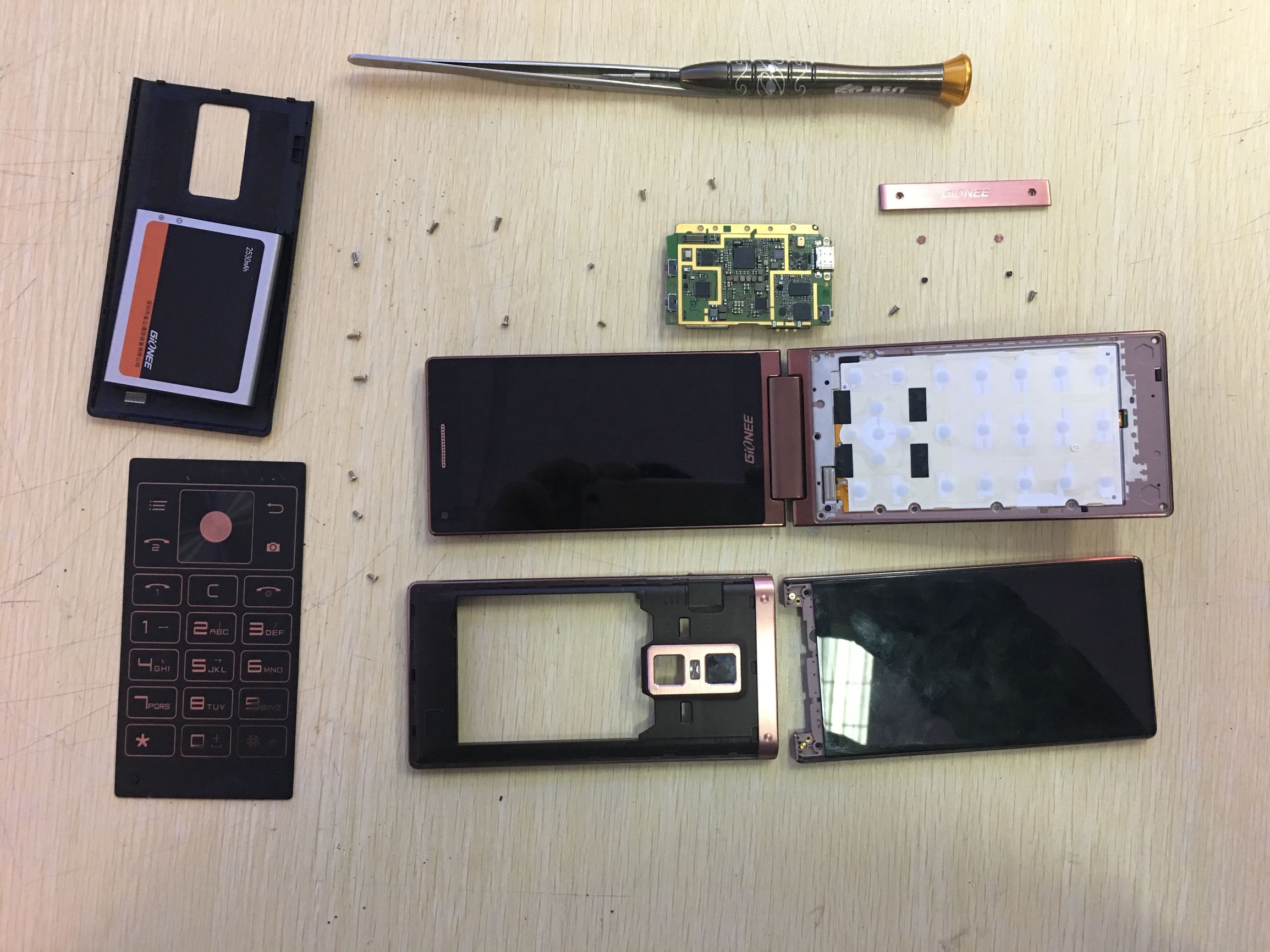 金立w909的拆解过程视频,金立w909怎么更换屏幕布局