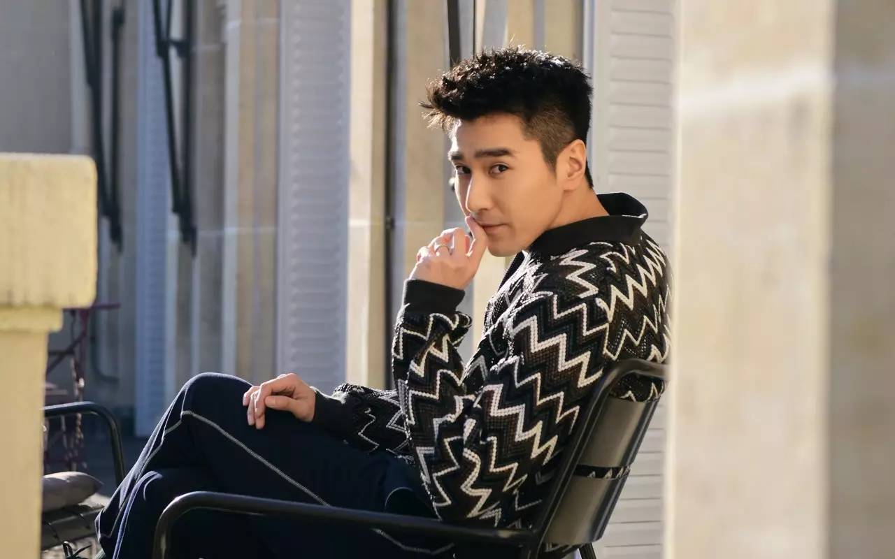 光感微立体底妆,明星立体底妆