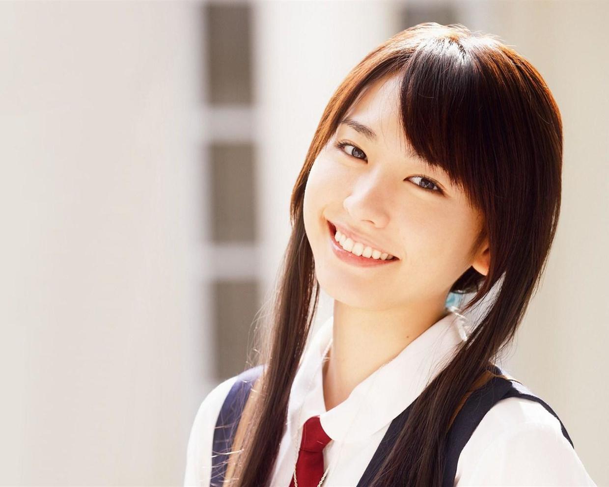 江一燕端庄优雅轻松驾驭各种风格,江一燕和舒淇照片