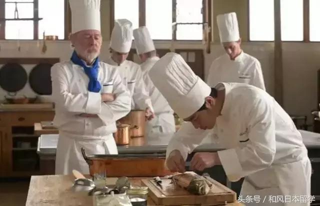 佐藤健生活中究竟是个什么样的人,佐藤健被评为最想拥有的容貌之一