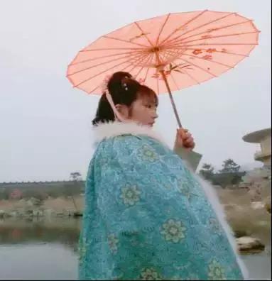 网红美妆博主沉浸式化妆 (best美妆博主)