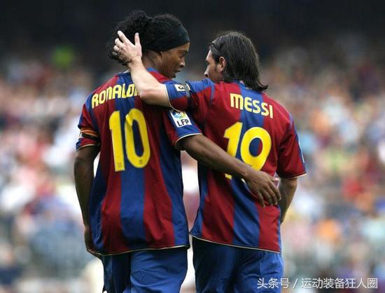 罗纳尔迪尼奥传奇完整版,实况足球传奇罗纳尔迪尼奥