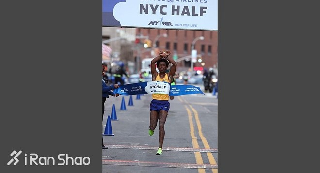 2017纽约半马:美女赫德三连霸金发师妹破纪录