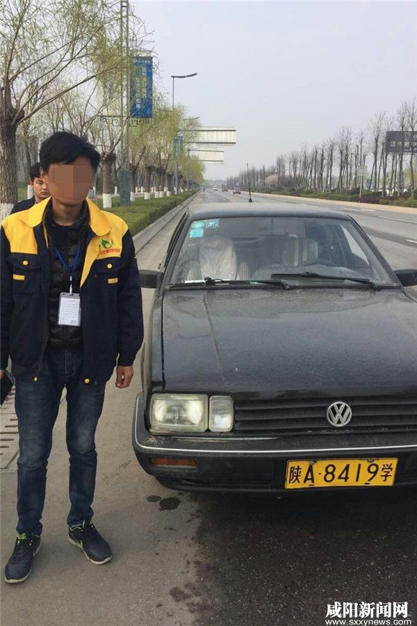 西安这家驾校玩胆大用报废*牌套**车教学员