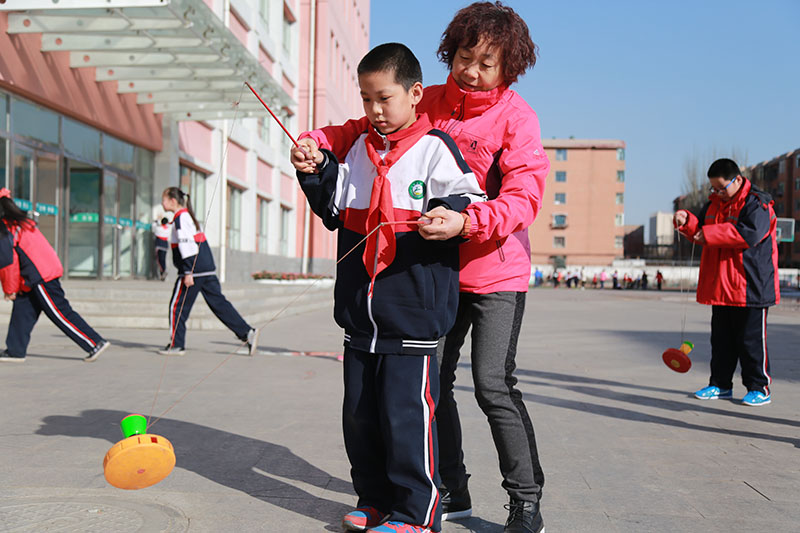 包头市青山少年宫课程,包头市科技少年宫课程