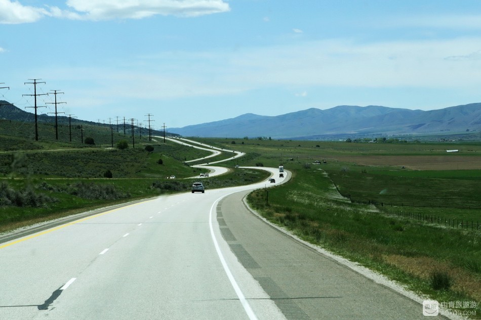 “敌兵”驾车我旅游