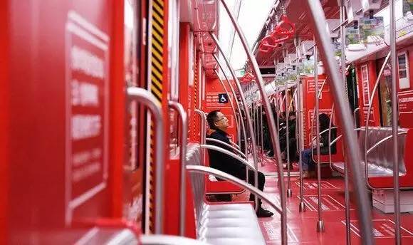 Esquiz70|在网易云音乐写评论的都是孤独的人