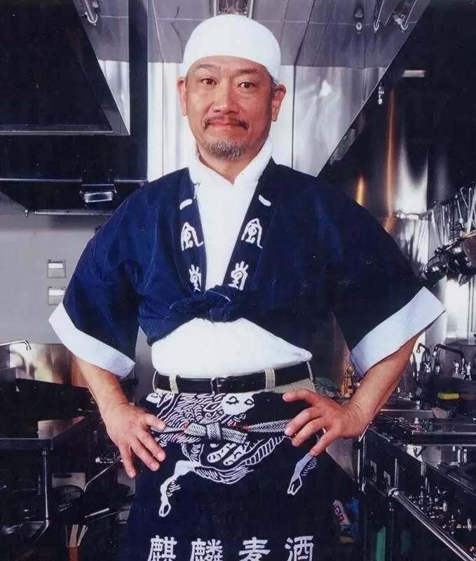 把拉面卖到上市,河原成美还要将之做成“拉面界的星巴克”