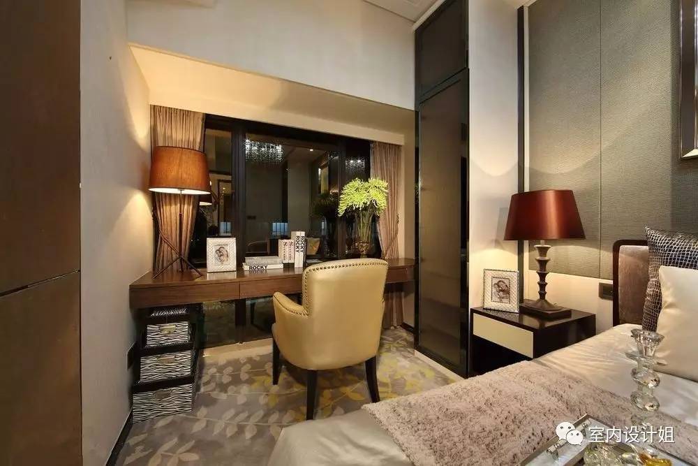 门店镜子放在哪里好,镜子如何放在格栅上