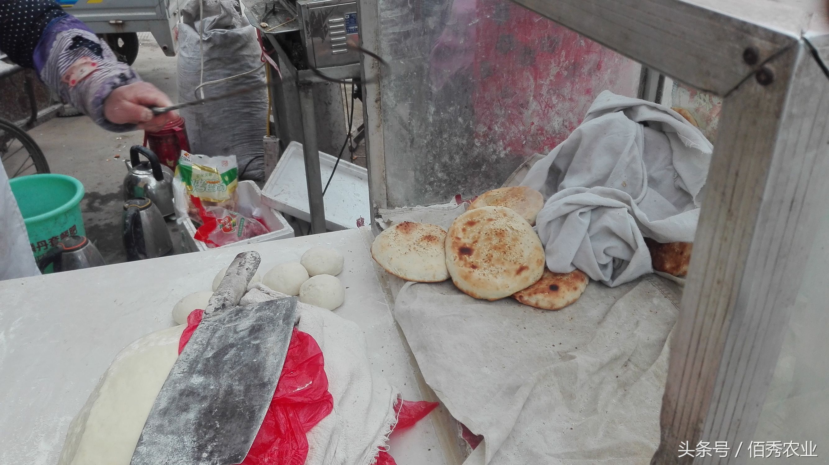 农村小伙日赚千元的生意经历,做小生意每天能挣300块就很满足